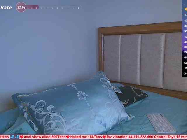 SallyeLeins webcam