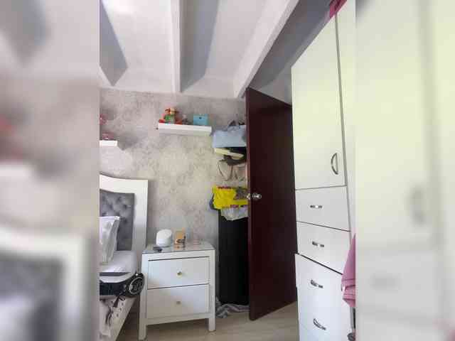 SallyeLeins webcam