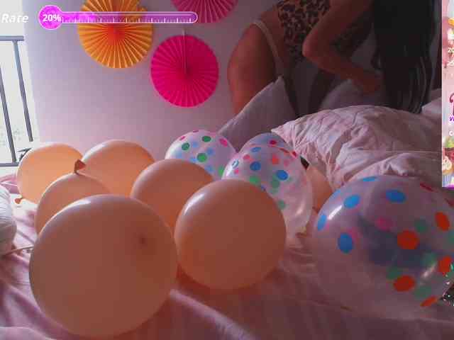 SallyeLeins webcam