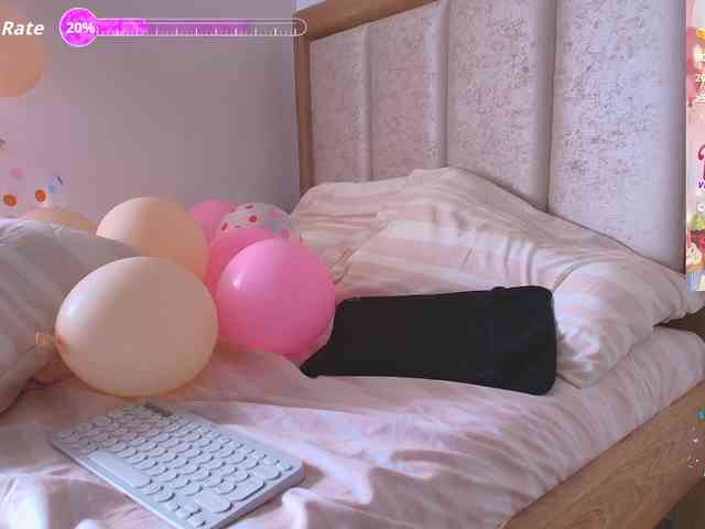 SallyeLeins webcam