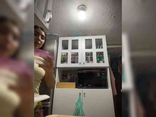 SallyeLeins webcam
