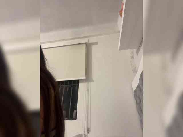 SallyeLeins webcam