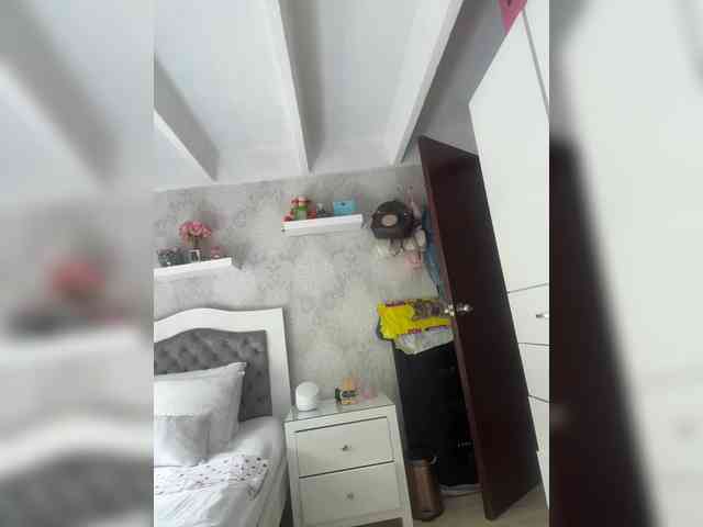 SallyeLeins webcam