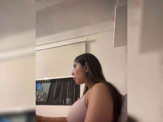 SallyeLeins webcam