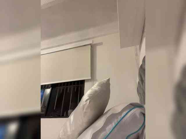 SallyeLeins webcam