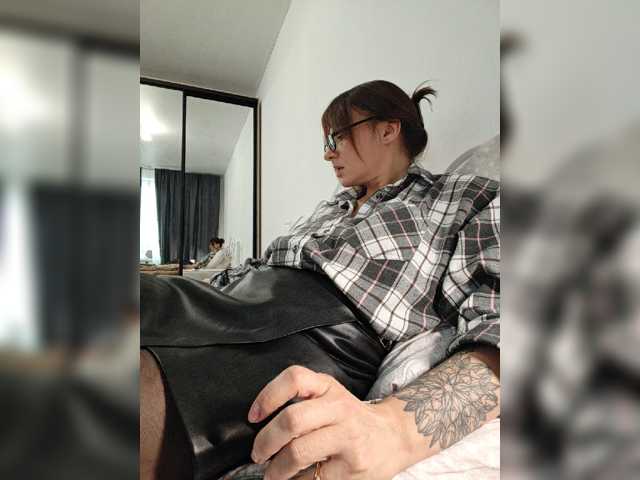 Flammeee live cam on BongaCams
