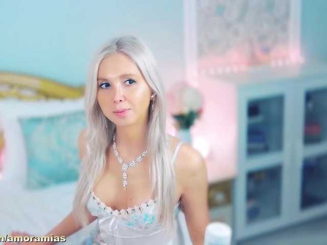 Amoramias's BongaCams show and profile