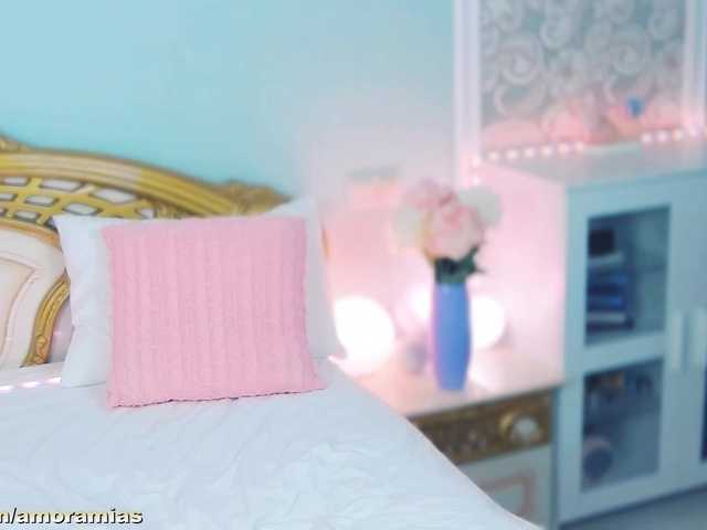 Amoramias's BongaCams show and profile