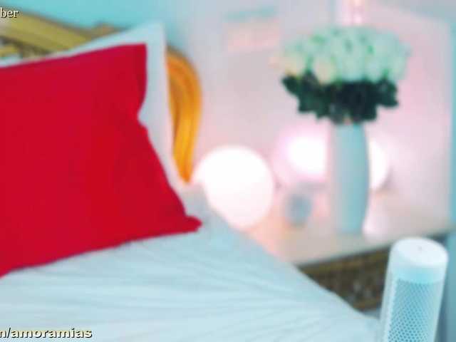 Amoramias live cam on BongaCams