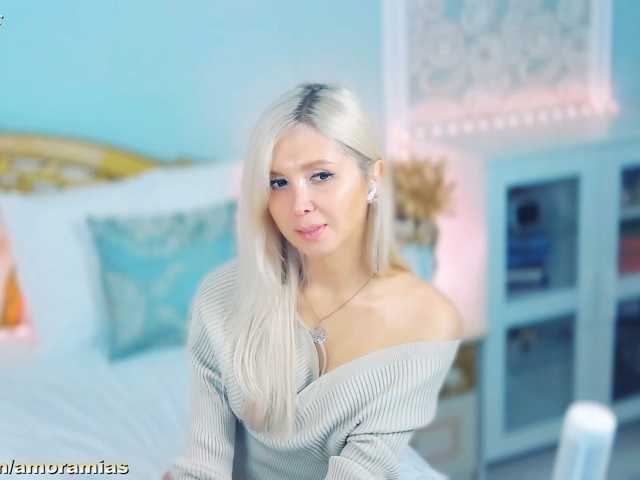 Amoramias live cam on BongaCams