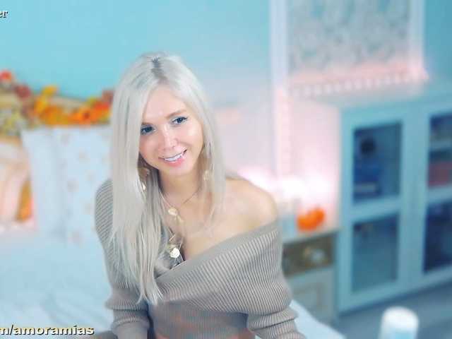 go to chat with Amoramias