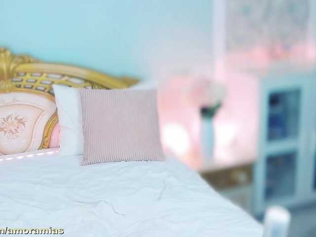 amoramias live sex