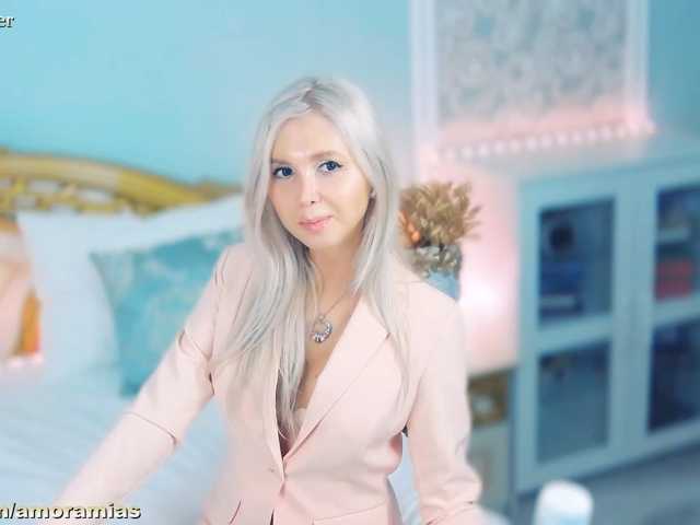 Amoramias live cam on BongaCams
