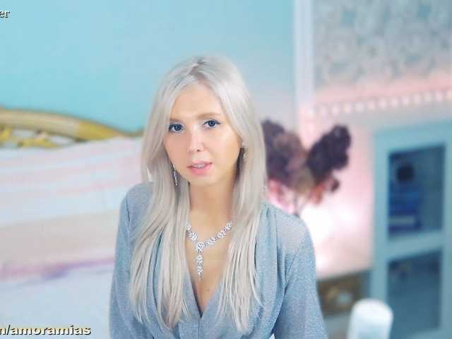 Amoramias live cam on BongaCams
