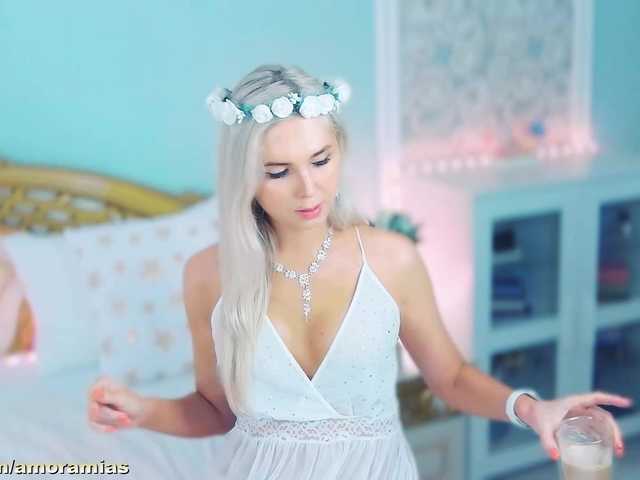 Amoramias live cam