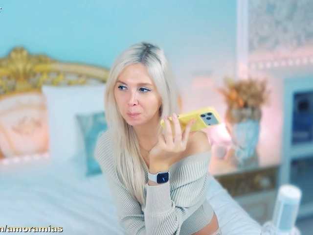 Amoramias live cam on BongaCams
