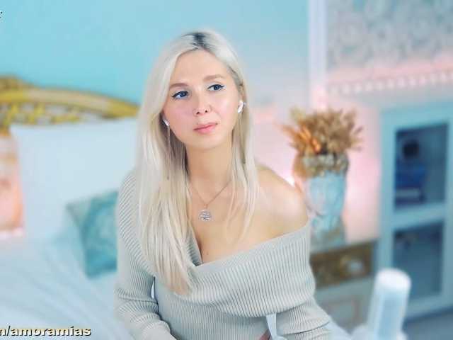 Amoramias live cam on BongaCams