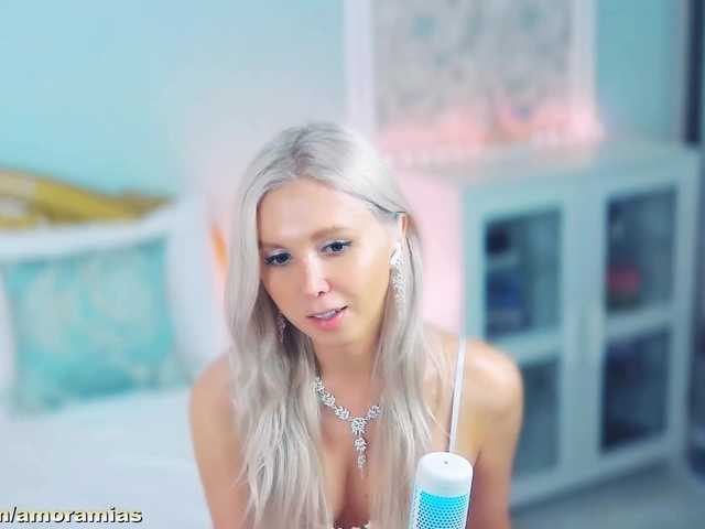 Amoramias's BongaCams show and profile