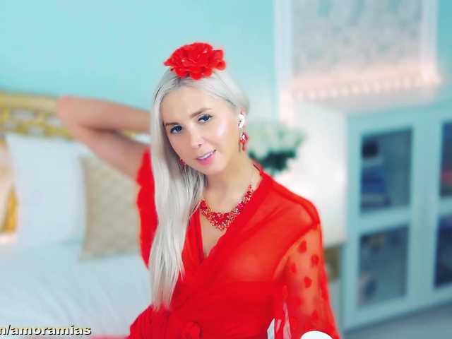 amoramias live sex show
