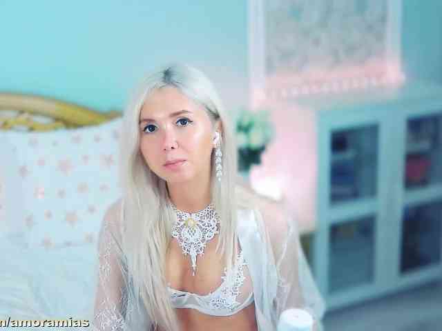 Amoramias Sex Cam Show