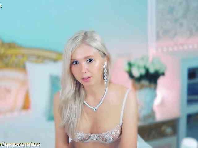 Modelo: Amoramias