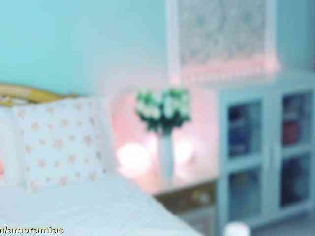 Amoramias - Girl 