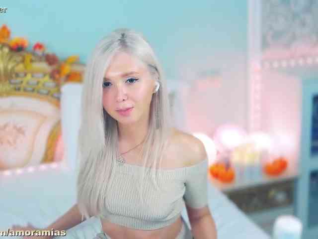 Amoramias's webcam live show