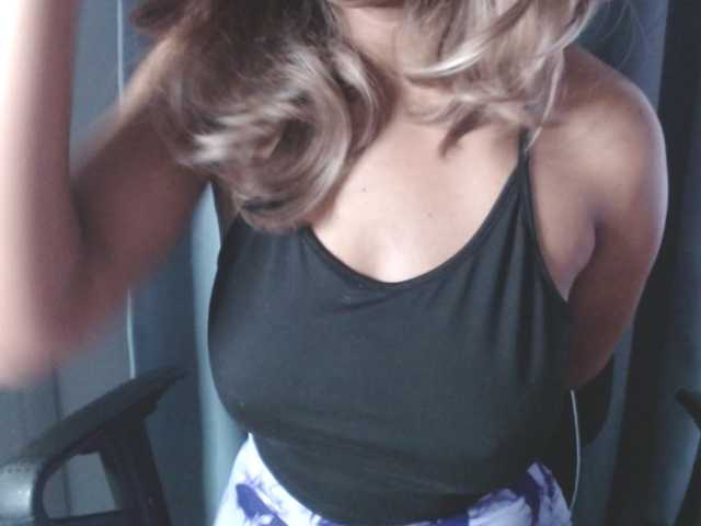 sensualdoll Live Cam on BongaCams