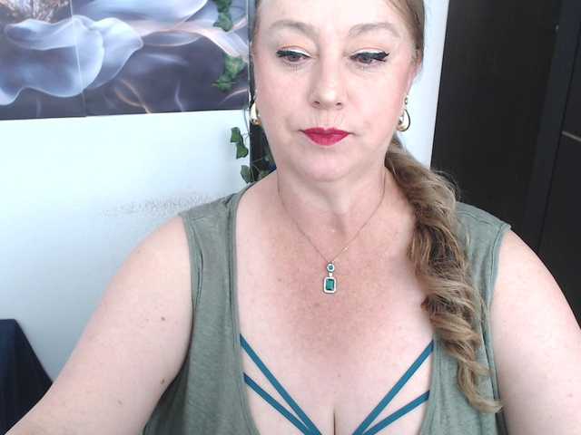 sweetsalo live cam on BongaCams