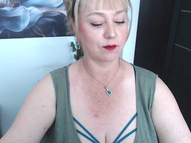 sweetsalo live cam on BongaCams