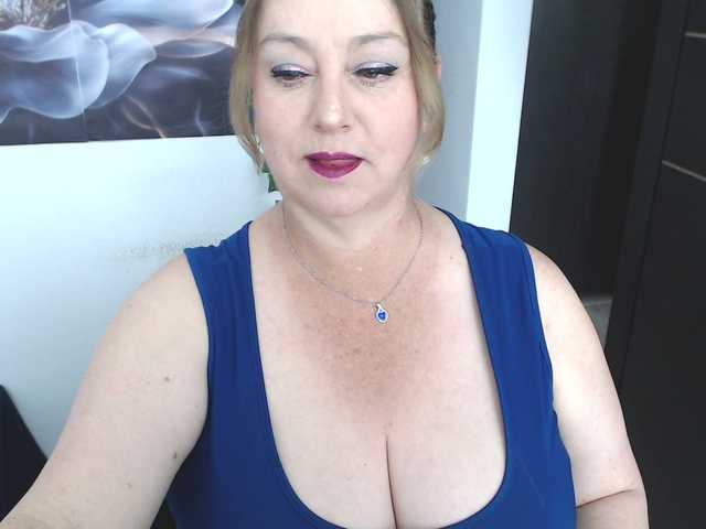 sweetsalo live cam on BongaCams