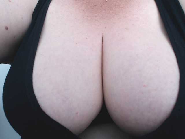 sweetsalo live cam on BongaCams