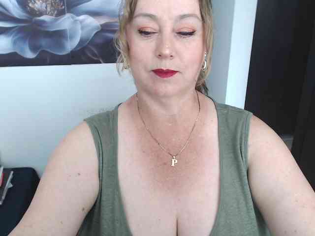 sweetsalo webcam