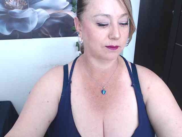 sweetsalo webcam