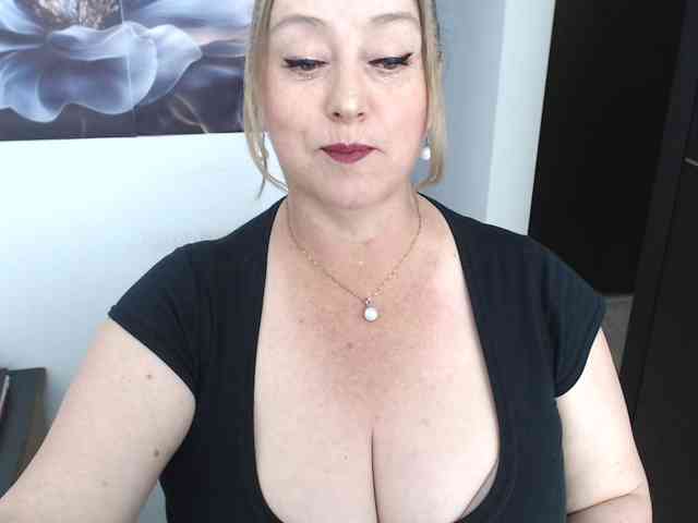 sweetsalo webcam