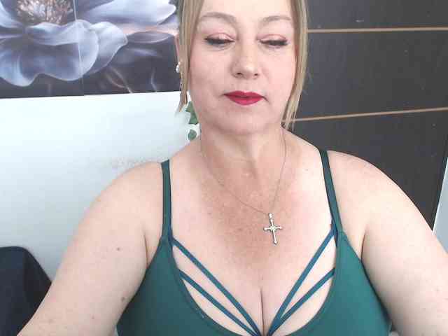 sweetsalo webcam