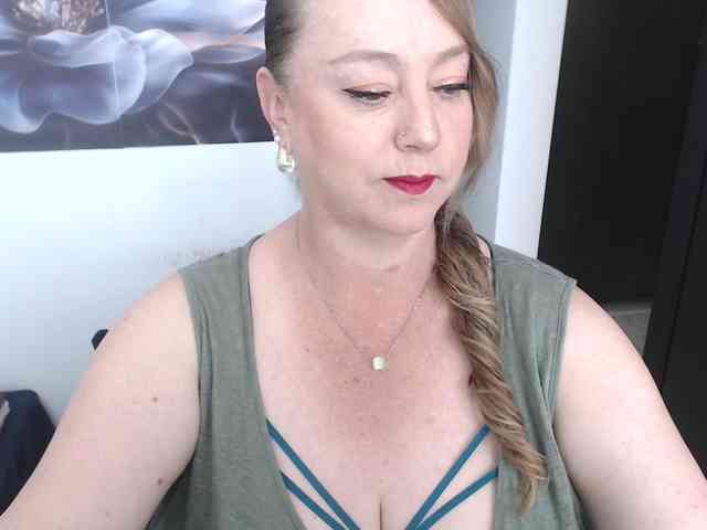 sweetsalo webcam