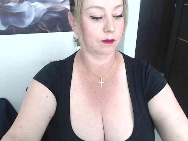 sweetsalo webcam