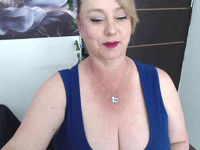 sweetsalo webcam
