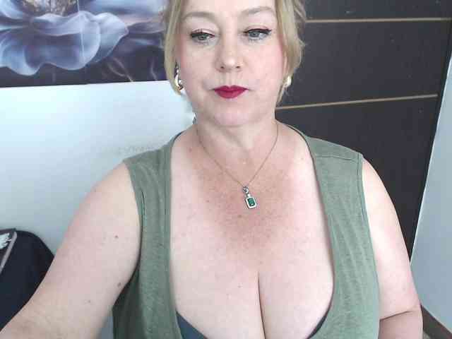 sweetsalo webcam
