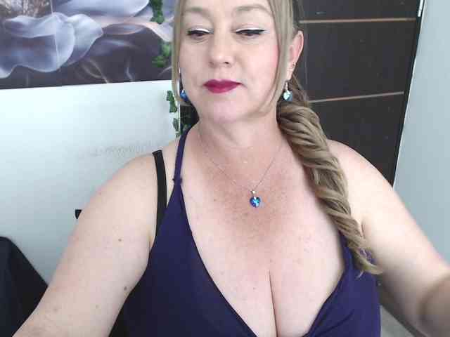 sweetsalo webcam