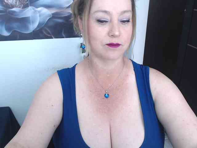 sweetsalo webcam