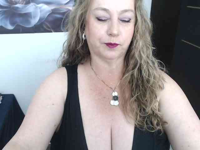 sweetsalo webcam