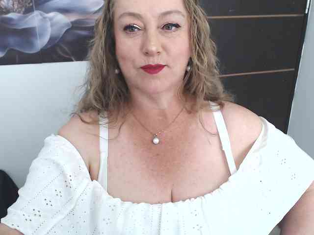 sweetsalo webcam