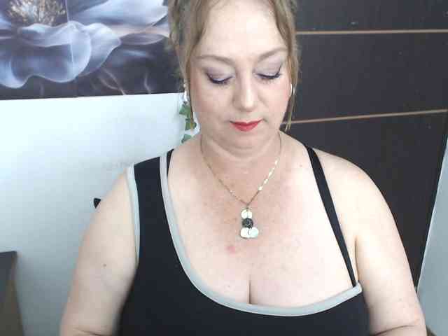 sweetsalo webcam