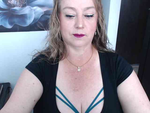 Modelo: sweetsalo