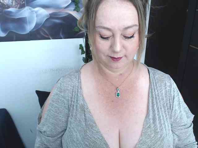 sweetsalo webcam