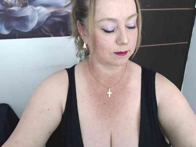 Modelo: sweetsalo
