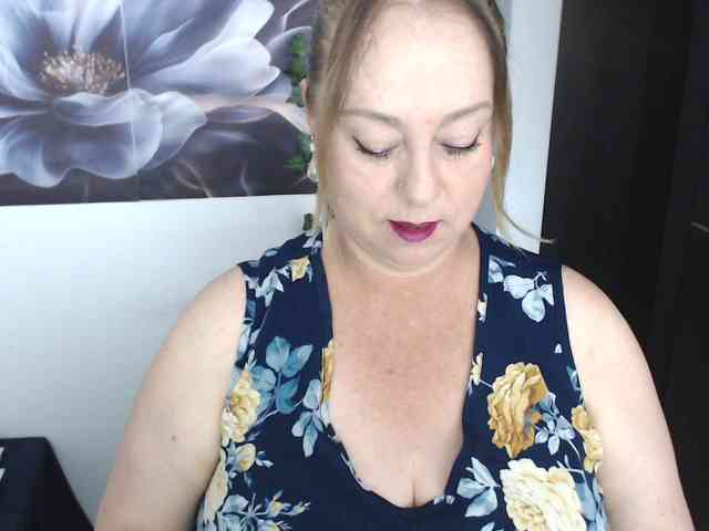 sweetsalo webcam