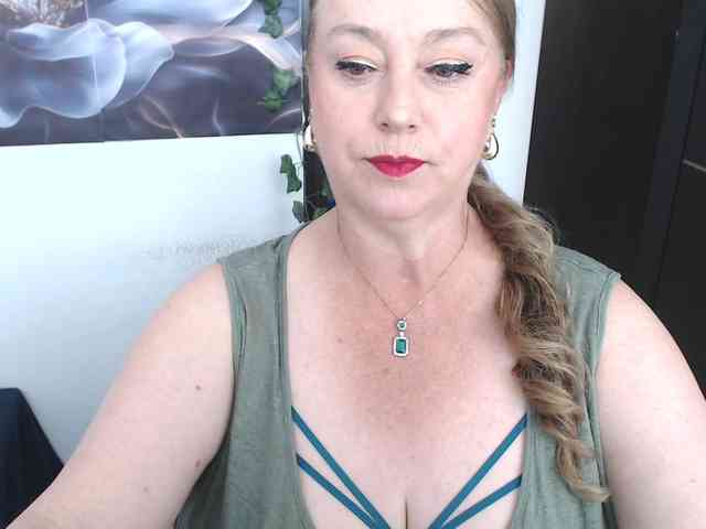 sweetsalo webcam